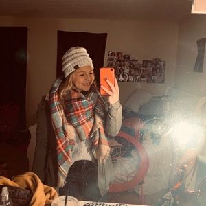 Meet your Posher, Kayln